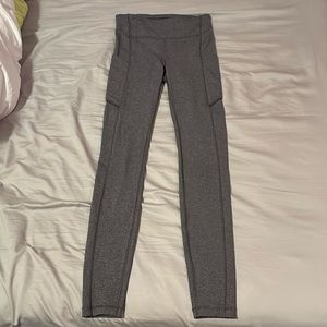 Heather grey Lululemon leggings